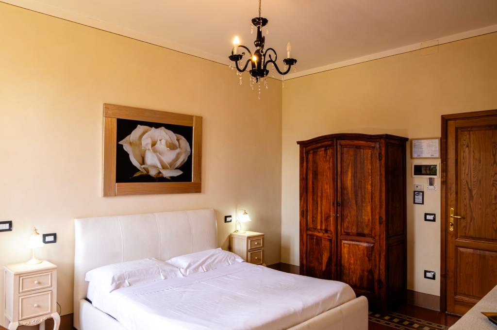 villa-vettori-agriturismo-toscana-con-piscina-quercia-02